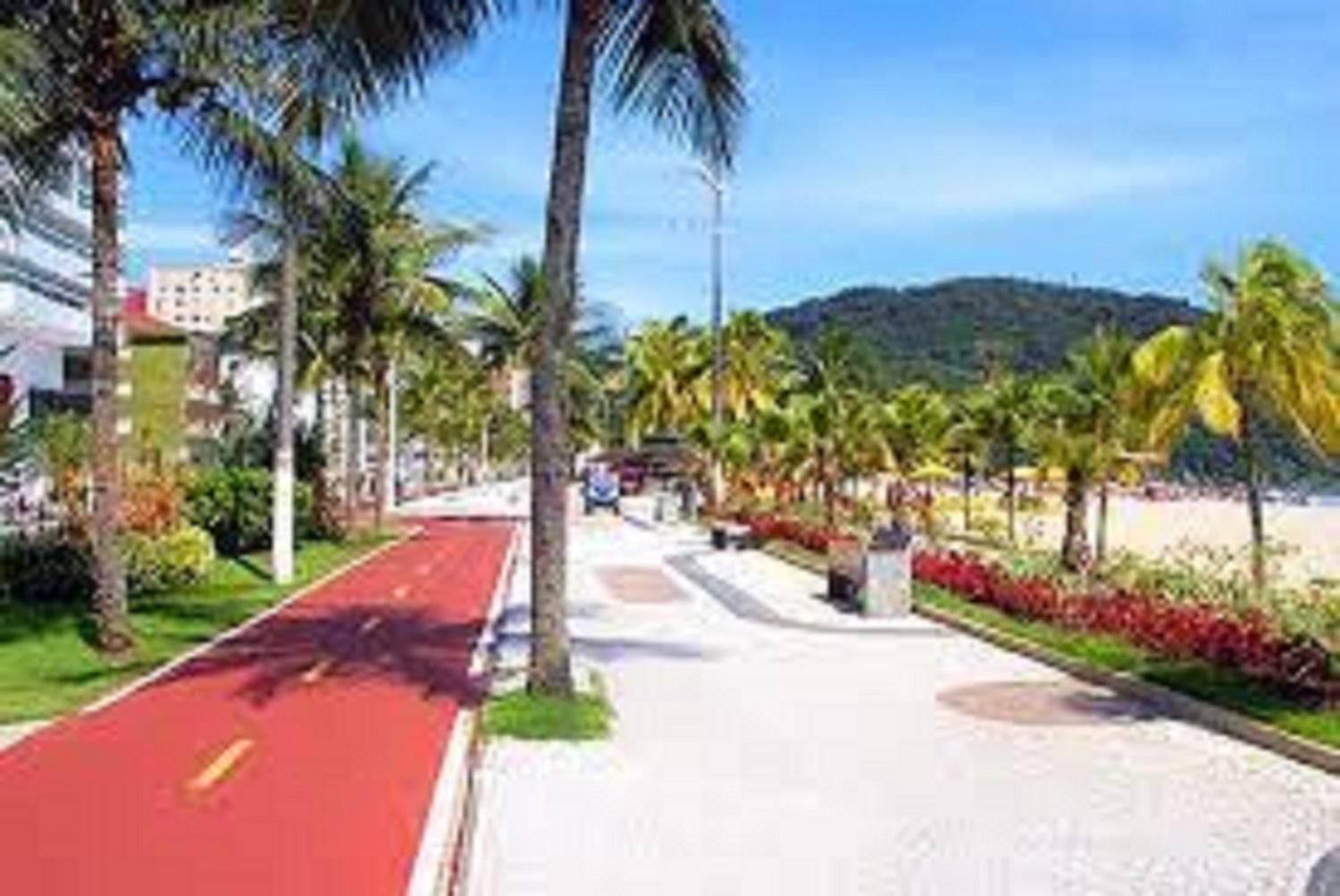 Kitnet Boqueirao - Completa Com Wi-Fi E Estacionamento 50 Mts Da Praia - Perto De Tudo No Centro Comercial Praia Grande (Santos)