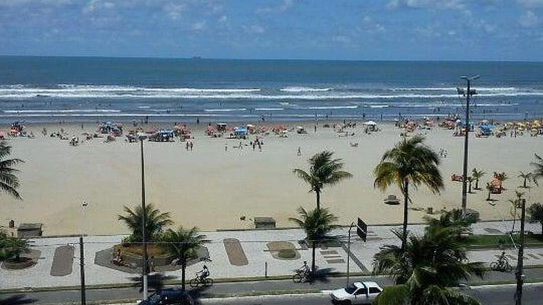Kitnet Boqueirao - Completa Com Wi-Fi E Estacionamento 50 Mts Da Praia - Perto De Tudo No Centro Comercial Apartment Praia Grande (Santos)